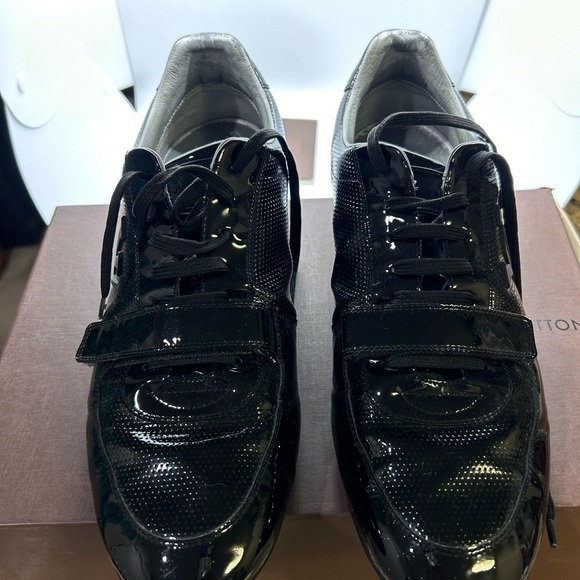 Louis Vuitton patent leather shoe sneaker size 11 - Picture 9 of 13